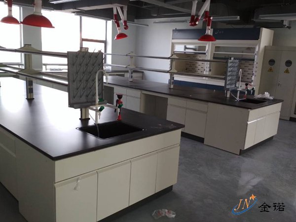 淳安千岛湖億美医院,实验室家具安装